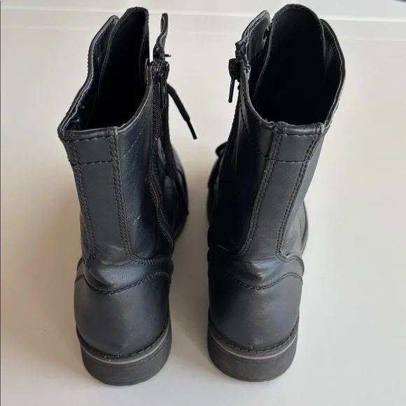 Black Lace-Up/zipper Women's Boots - Picture 4 of 6